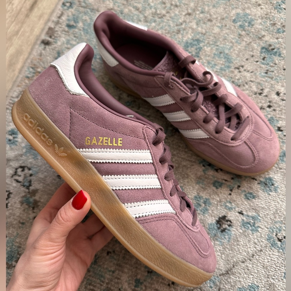 Adidas Gazelle women shadow fig Size US6